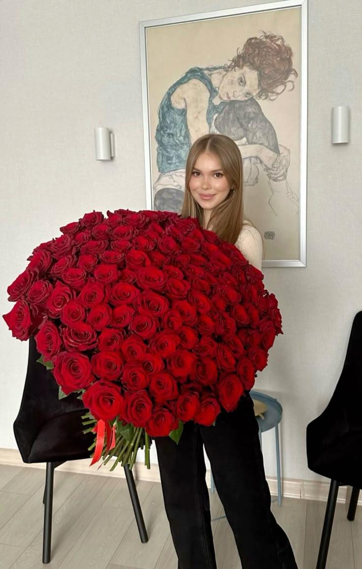 Corporate meeting room with carefully timed floral arrangements that maintain elegance throughout business hours